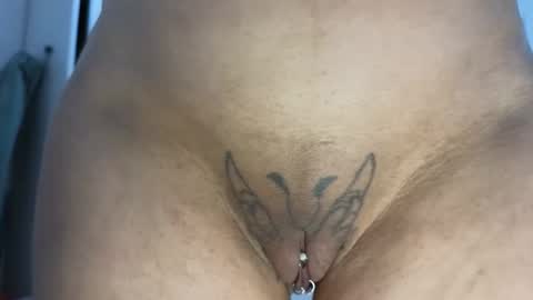 Wondergirl online show from March 7, 9:06 am