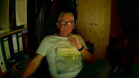 Snapshot of wonneprop10 chatting on February 21, 4:59 pm Always Horny online show from February 21, 4:59 pm