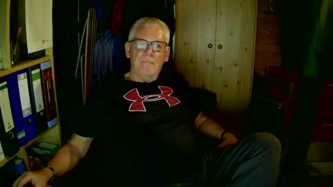 Snapshot of wonneprop10 chatting on February 23, 5:39 pm Always Horny online show from February 23, 5:39 pm