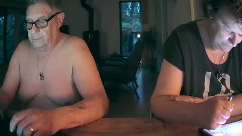 woodwurm and Snoeske online show from March 11, 5:35 am