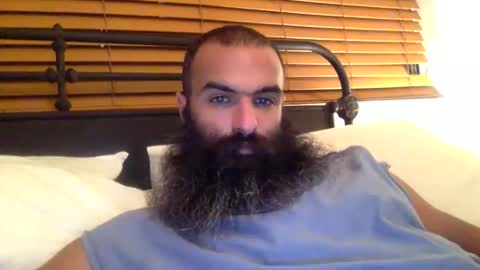 woof_wolf37 online show from February 2, 3:16 am