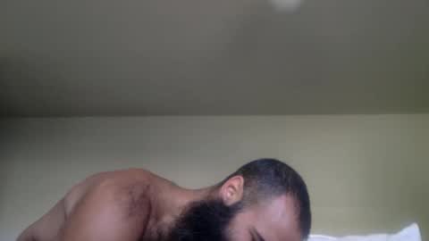 woof_wolf37 online show from April 18, 3:27 pm