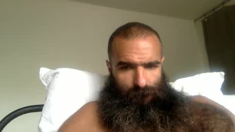 Snapshot of woof_wolf37 chatting on May 8, 4:01 pm woof_wolf37 online show from May 8, 4:01 pm