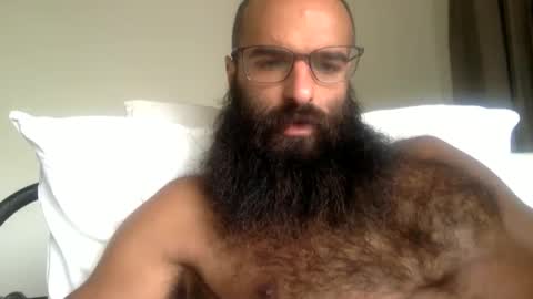 Snapshot of woof_wolf37 chatting on May 14, 3:52 pm woof_wolf37 online show from May 14, 3:52 pm