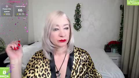 wow_co online show from April 18, 6:56 pm