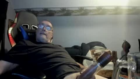 Snapshot of wowsers2022 chatting on October 21, 12:00 am wowsers2022 online show from October 21, 12:00 am