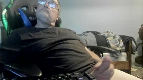 Snapshot of wowsers2022 chatting on November 8, 5:56 pm wowsers2022 online show from November 8, 5:56 pm