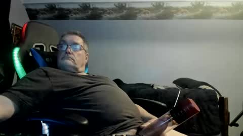 wowsers2022 online show from April 27, 1:14 am