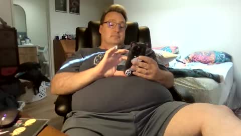 Snapshot of wrensworldx chatting on May 25, 12:16 am Wren VX online show from May 25, 12:16 am