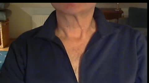 Wuki online show from November 11, 4:51 pm