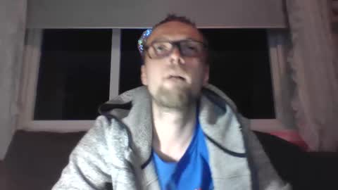 wulffi95 online show from December 4, 10:08 pm