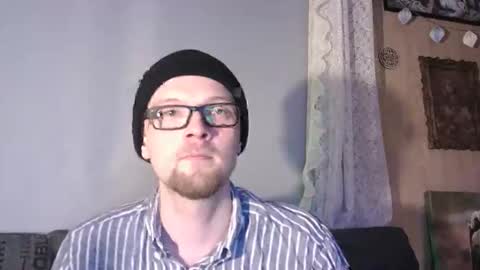 wulffi95 online show from February 1, 2:10 am