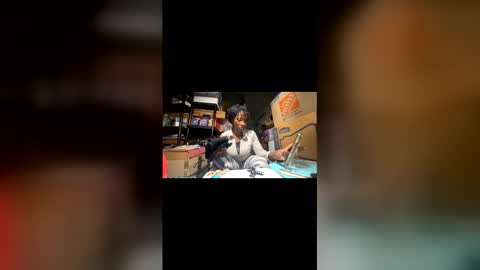 Snapshot of wynterheat chatting on June 10, 11:31 am Wynter Heat online show from June 10, 11:31 am