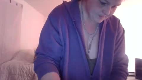 Snapshot of x0_jade chatting on December 21, 11:34 pm x0_jade online show from December 21, 11:34 pm