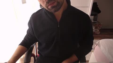 Mr. Lonely online show from October 29, 10:50 am