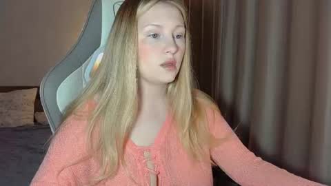 Snapshot of x__ivy_x chatting on June 14, 5:26 pm eva online show from June 14, 5:26 pm