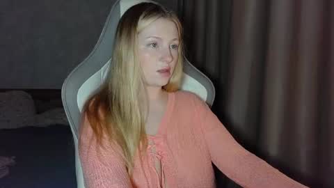 Snapshot of x__ivy_x chatting on June 17, 5:58 pm eva online show from June 17, 5:58 pm