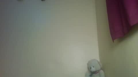 X melanine online show from March 26, 10:10 am