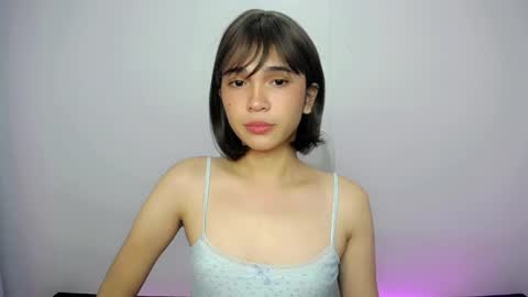 Snapshot of xairah_doux chatting on May 10, 1:33 am xairah_doux online show from May 10, 1:33 am