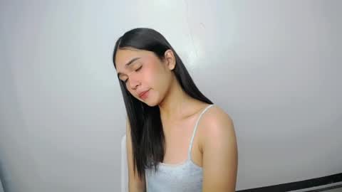 Snapshot of xairah_doux chatting on May 15, 11:01 pm xairah_doux online show from May 15, 11:01 pm