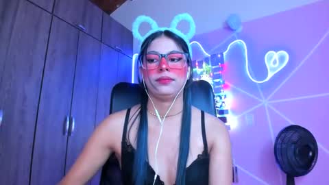 XALLYSONX online show from January 17, 11:38 am