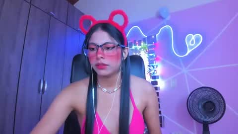 XALLYSONX online show from January 19, 2:28 pm