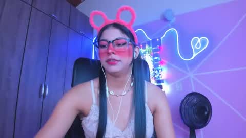 XALLYSONX online show from January 26, 11:17 am