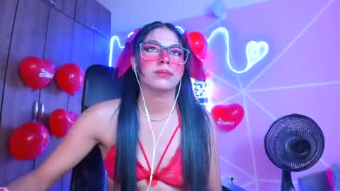 XALLYSONX online show from February 14, 5:36 pm