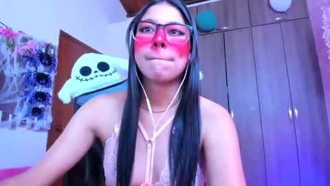 XALLYSONX online show from October 15, 12:05 pm