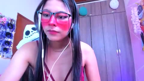 XALLYSONX online show from October 18, 11:33 am