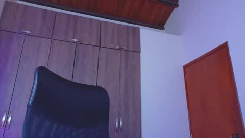 XALLYSONX online show from February 13, 11:28 am