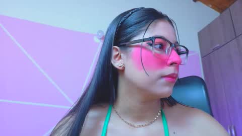 XALLYSONX online show from March 28, 11:32 am