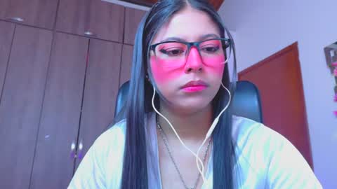 Snapshot of xallysonx_ chatting on June 23, 11:52 am XALLYSONX online show from June 23, 11:52 am