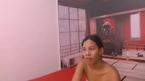 Snapshot of xamaravelour chatting on November 20, 7:13 pm xamaravelour online show from November 20, 7:13 pm