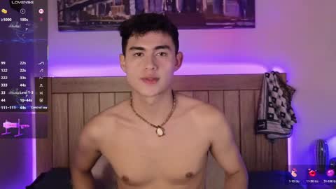 Snapshot of xander_card chatting on April 17, 8:50 am Xander Cardona online show from April 17, 8:50 am
