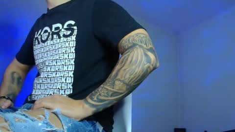 XanderCageX online show from November 17, 6:08 am