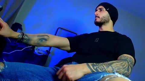 Snapshot of xandercagex chatting on February 4, 5:30 pm XanderCageX online show from February 4, 5:30 pm