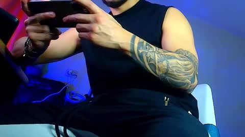 Snapshot of xandercagex chatting on February 7, 9:35 am XanderCageX online show from February 7, 9:35 am