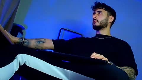 Snapshot of xandercagex chatting on February 9, 11:42 pm XanderCageX online show from February 9, 11:42 pm