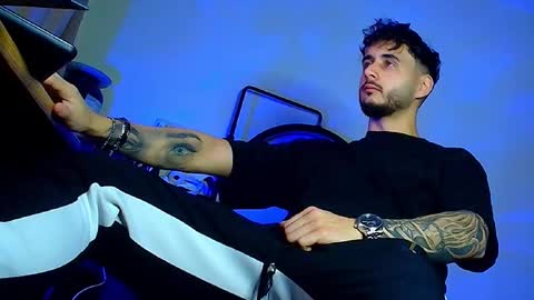 Snapshot of xandercagex chatting on February 12, 4:57 pm XanderCageX online show from February 12, 4:57 pm