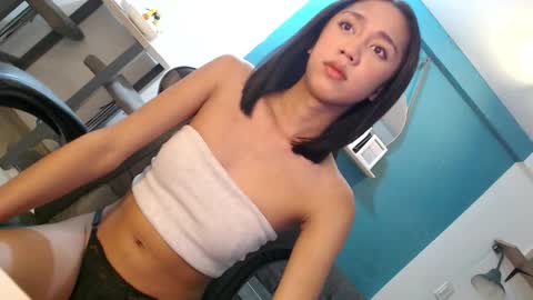 Snapshot of xandracake chatting on October 19, 6:52 pm Xan online show from October 19, 6:52 pm