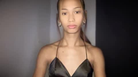 Snapshot of xandraluxe_xoxo chatting on November 24, 6:24 am Cassandra online show from November 24, 6:24 am