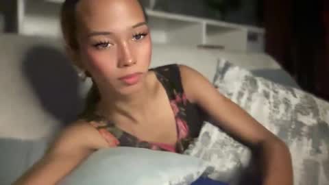 Snapshot of xandraluxe_xoxo chatting on November 29, 3:15 pm Cassandra online show from November 29, 3:15 pm