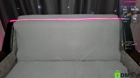 Snapshot of xangel_bunny_x chatting on January 17, 7:27 pm Lola online show from January 17, 7:27 pm