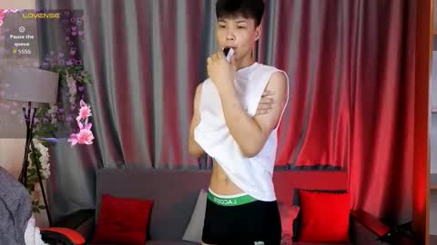 Elvin online show from February 17, 2:13 pm