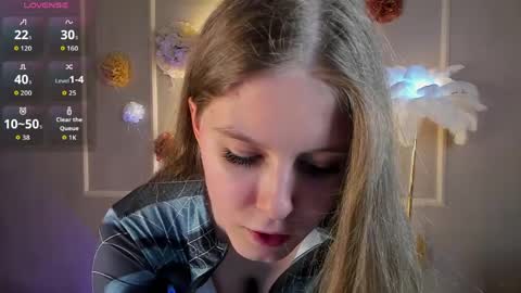 Snapshot of xanytikketx chatting on April 9, 2:00 pm Any online show from April 9, 2:00 pm