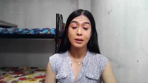 Snapshot of xasianbigcumx chatting on December 16, 5:38 am xasianbigcumx online show from December 16, 5:38 am