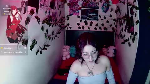 Snapshot of xayah_777 chatting on October 10, 2:21 am Xayah 777 online show from October 10, 2:21 am