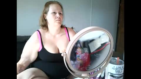 xbeautifulxliex online show from April 21, 3:07 pm