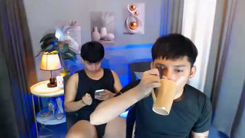 Charlie online show from April 12, 2:49 am